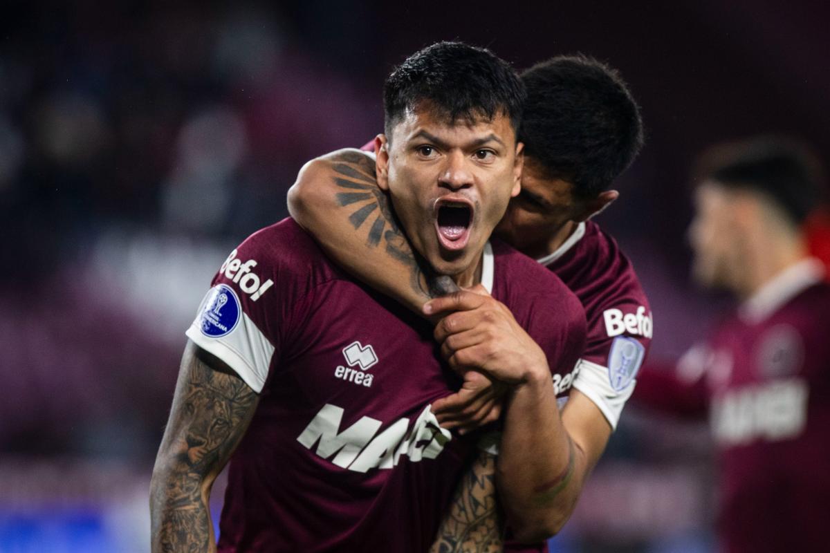 VIDEO | Lanús fue mucho más y se metió en cuartos a puro gol