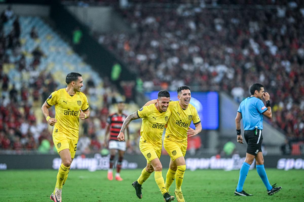 VIDEO | Batacazo de Peñarol ante Flamengo en el Maracaná