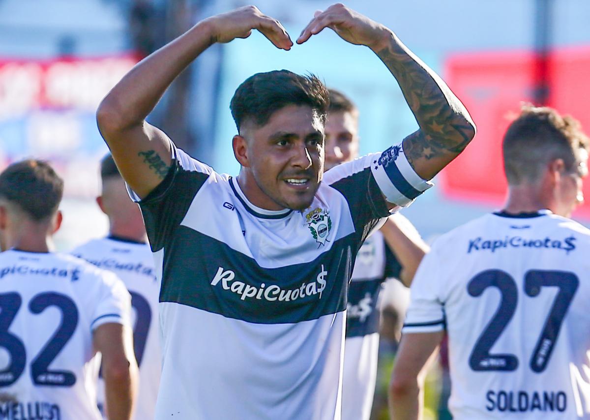 Gimnasia de La Plata aprovechó su chance y le ganó con lo justo a Arsenal