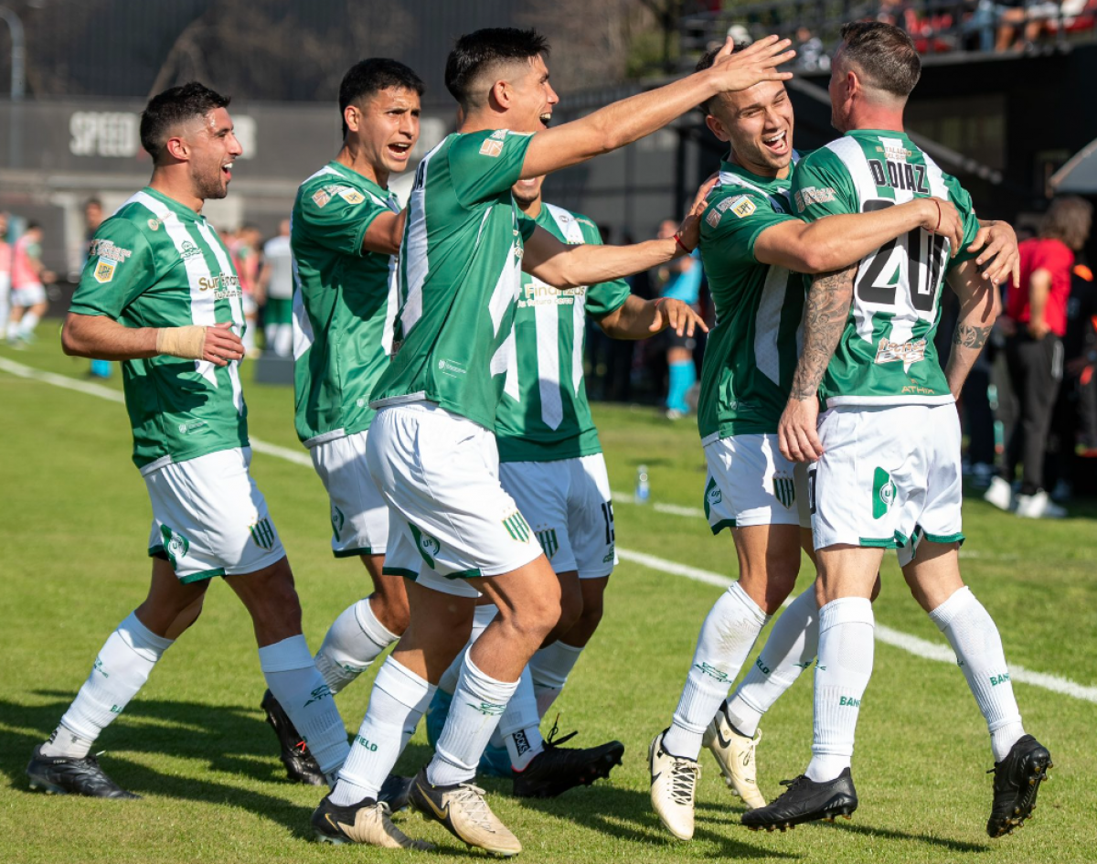 VIDEO | Banfield le arruinó el estreno a Insúa y se llevó un triunfazo