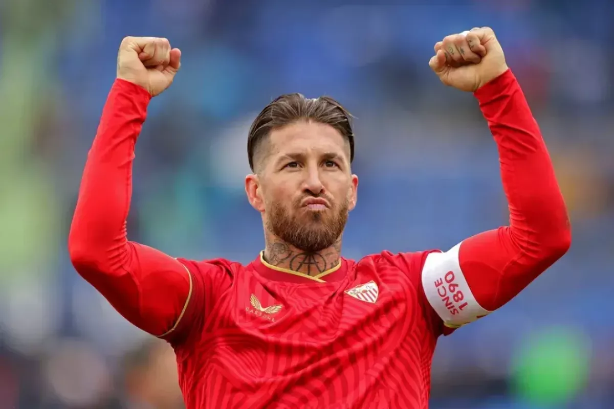 Boca volvió a la carga por Sergio Ramos y el defensor lo pensará