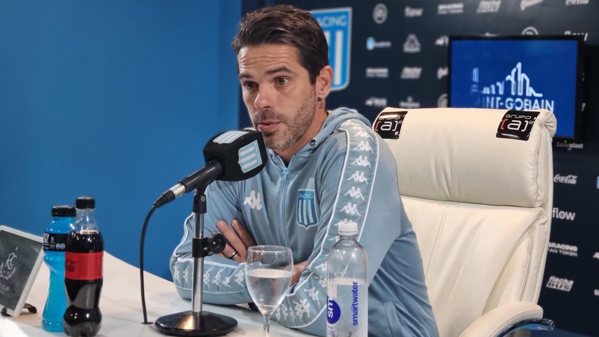 Gago recupera tres titulares para el clásico de Racing ante Boca