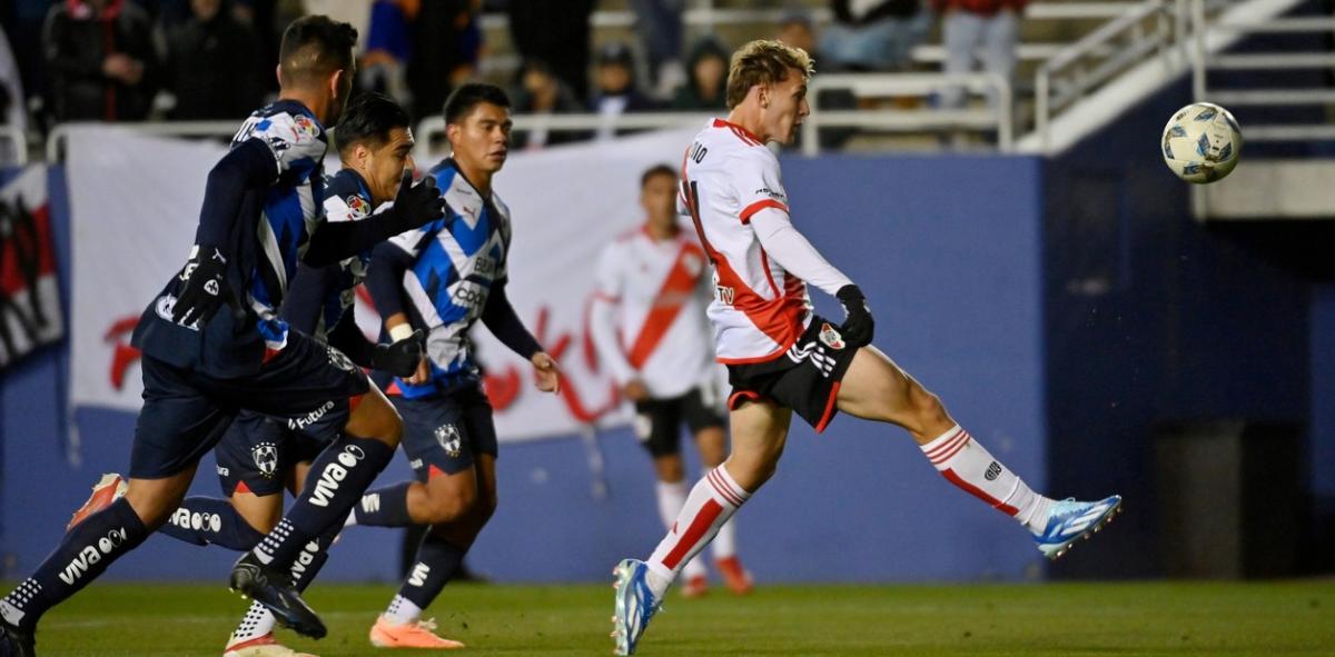 VIDEO | River estrenó el 2024 con un empate "bajo cero" ante Monterrey