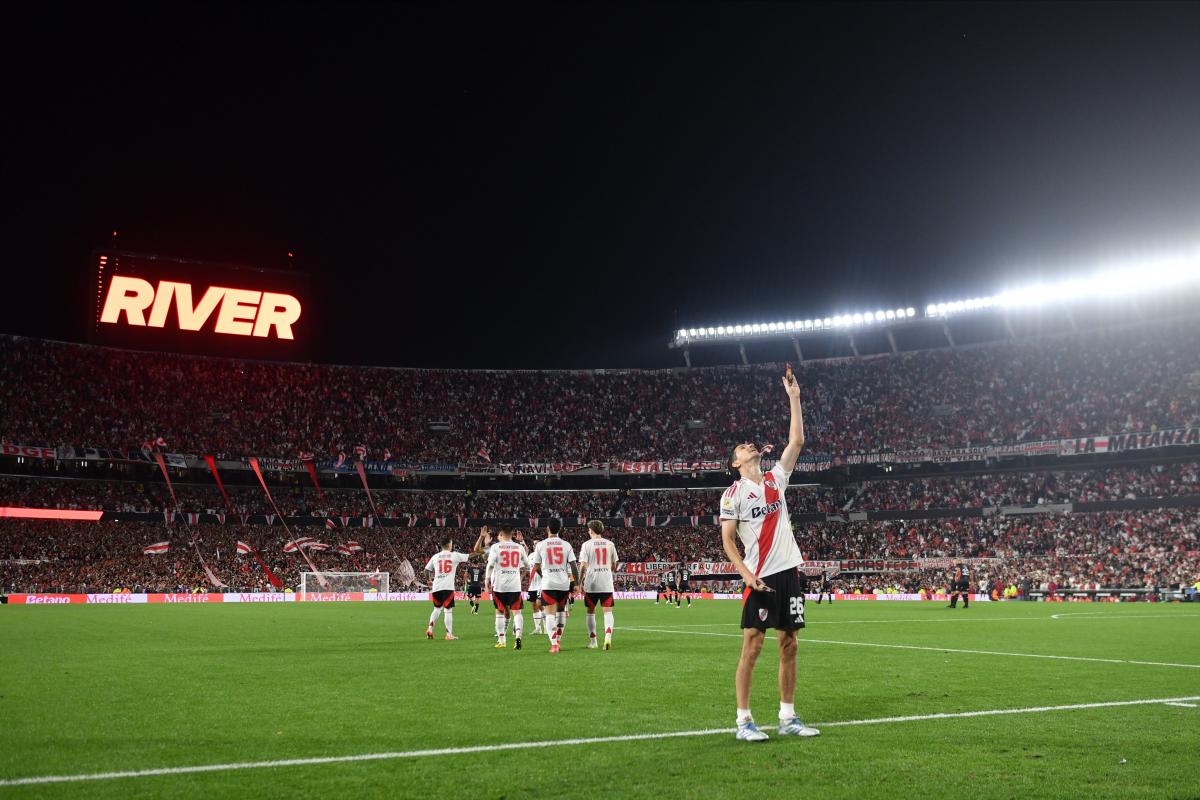 VIDEO | River volvió a funcionar a lo Gallardo, derrumbó a Barracas y está en cuartos