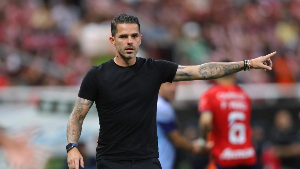La fortuna que debería pagarle Boca a Chivas para contratar a Gago