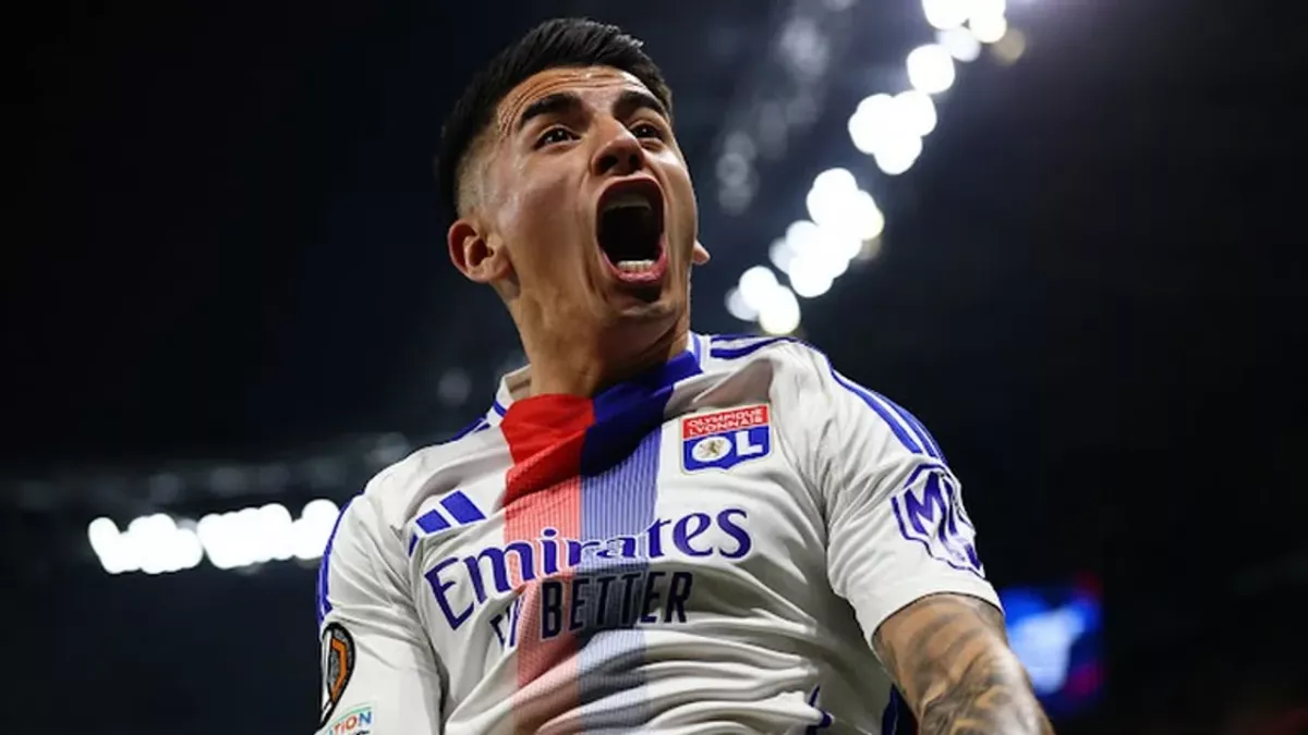 VIDEO | Golazo de Thiago Almada en el intenso empate ante el United