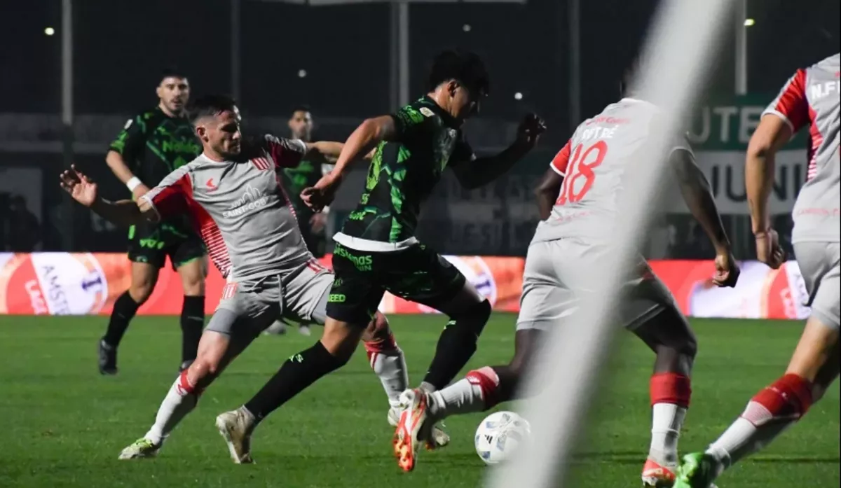 VIDEO | Sarmiento sorprendió a Estudiantes, que no levanta