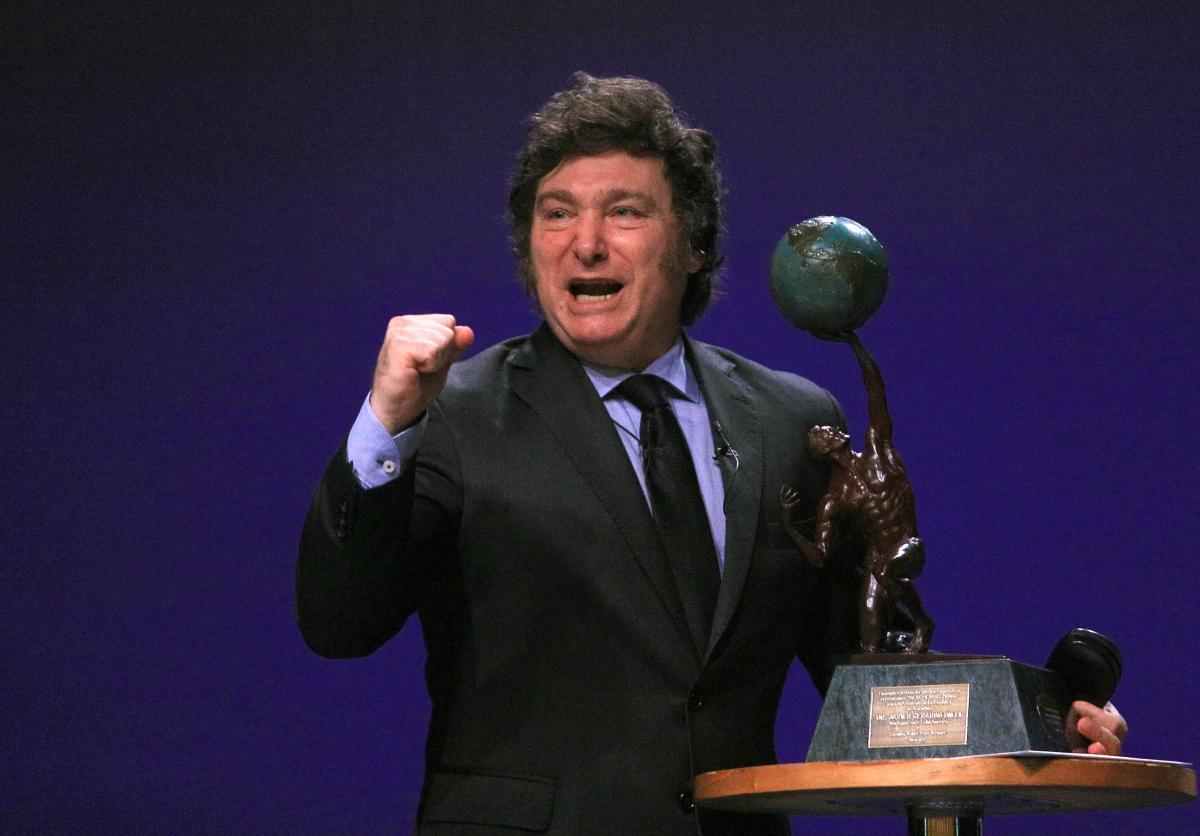 VIDEO | "Este sí que la ve": el brutal elogio de Javier Milei al "Kun" Agüero