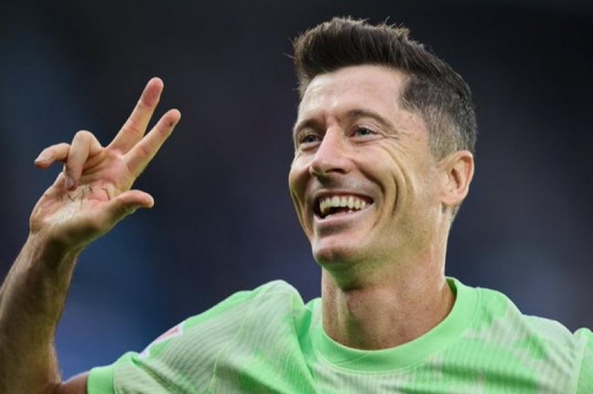 VIDEO | Barcelona se recuperó, goleó con triplete de Lewandowski y sigue en lo más alto