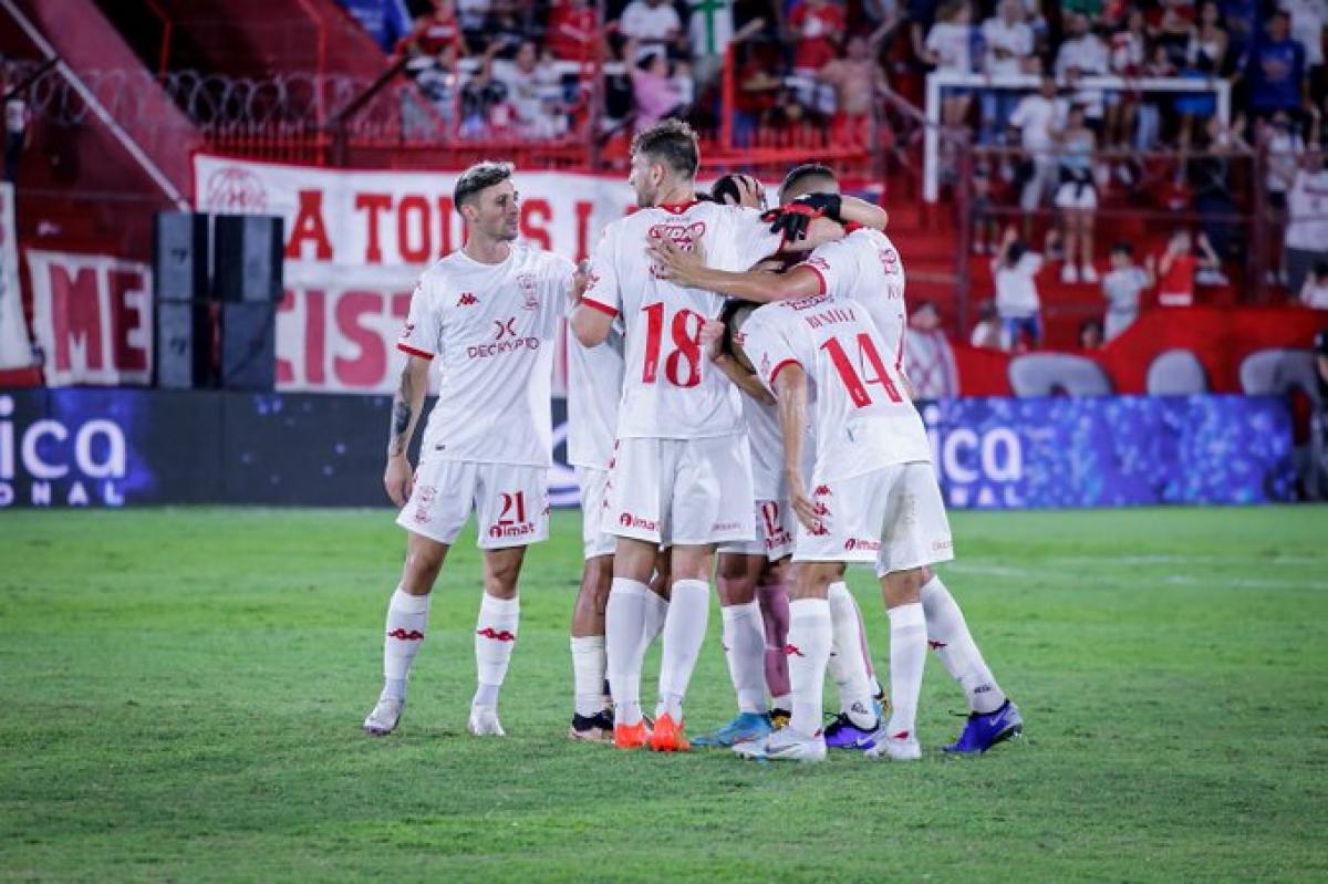 Huracán busca subirse a la punta frente a Barracas Central