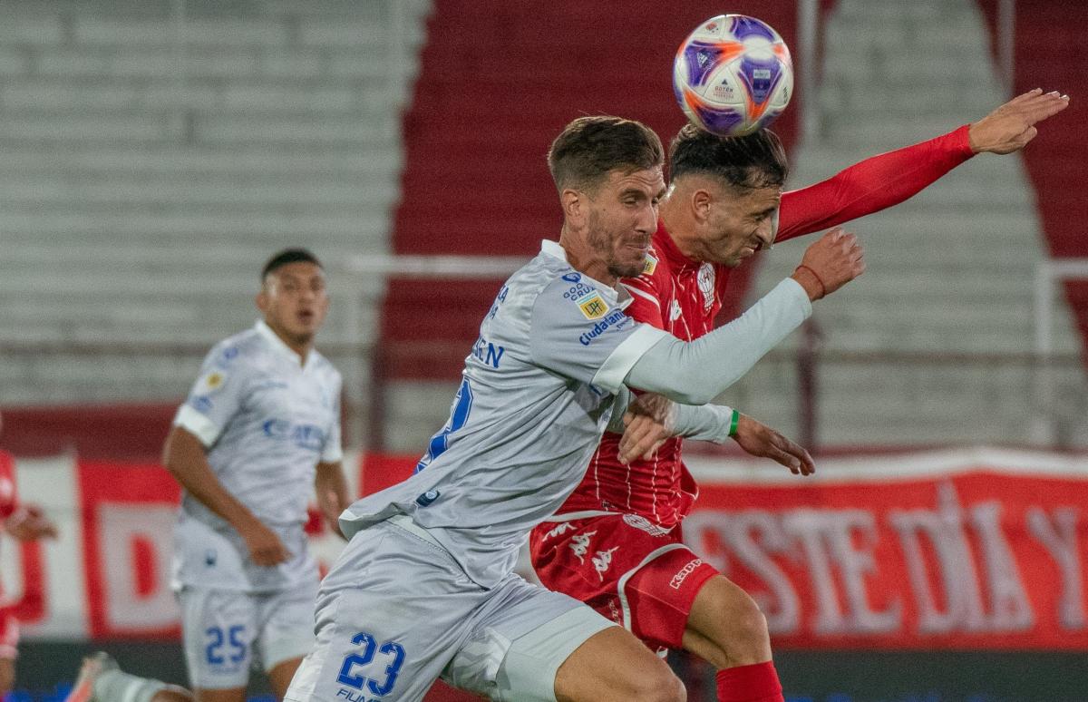Huracán no pasó del empate ante Godoy Cruz de Mendoza en el debut de Battaglia