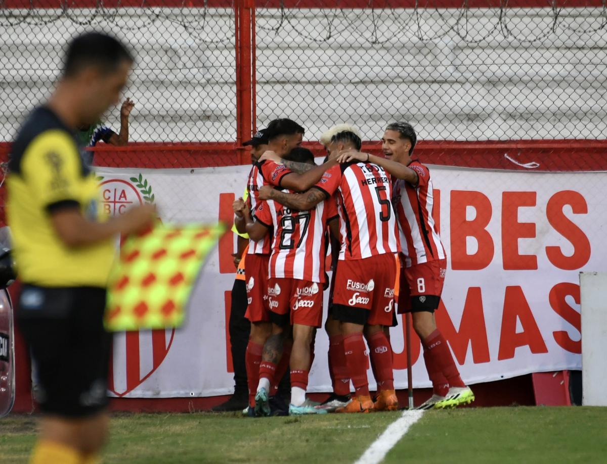 VIDEO | Barracas Central se cargó a Talleres y quedó en zona de clasificación