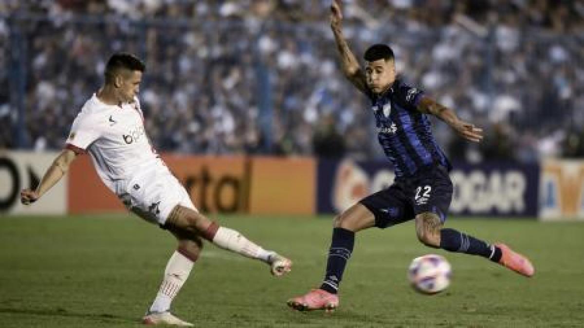 Estudiantes va por una nueva victoria ante Atlético Tucumán