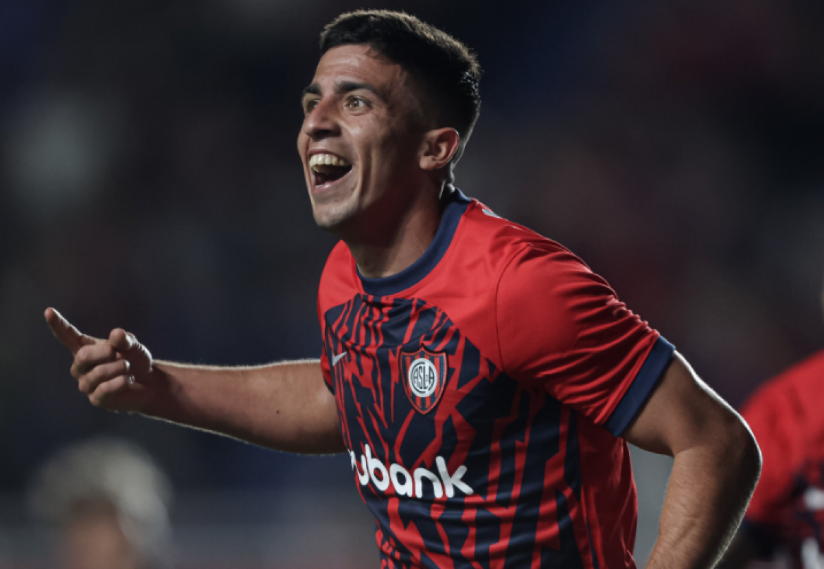 VIDEO | Russo debutó con victoria en San Lorenzo en un ambiente caldeado