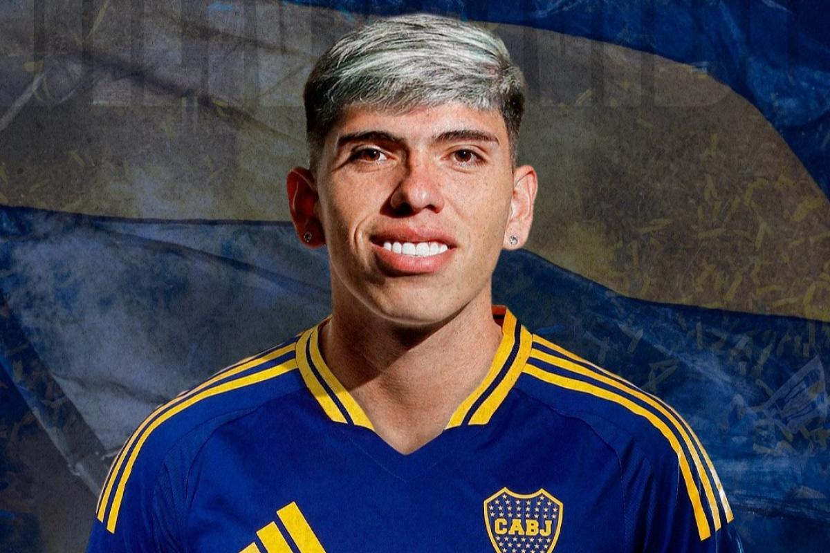 Boca hizo oficial la llegada de Palacios: "¡Bienvenido, Carlos!"