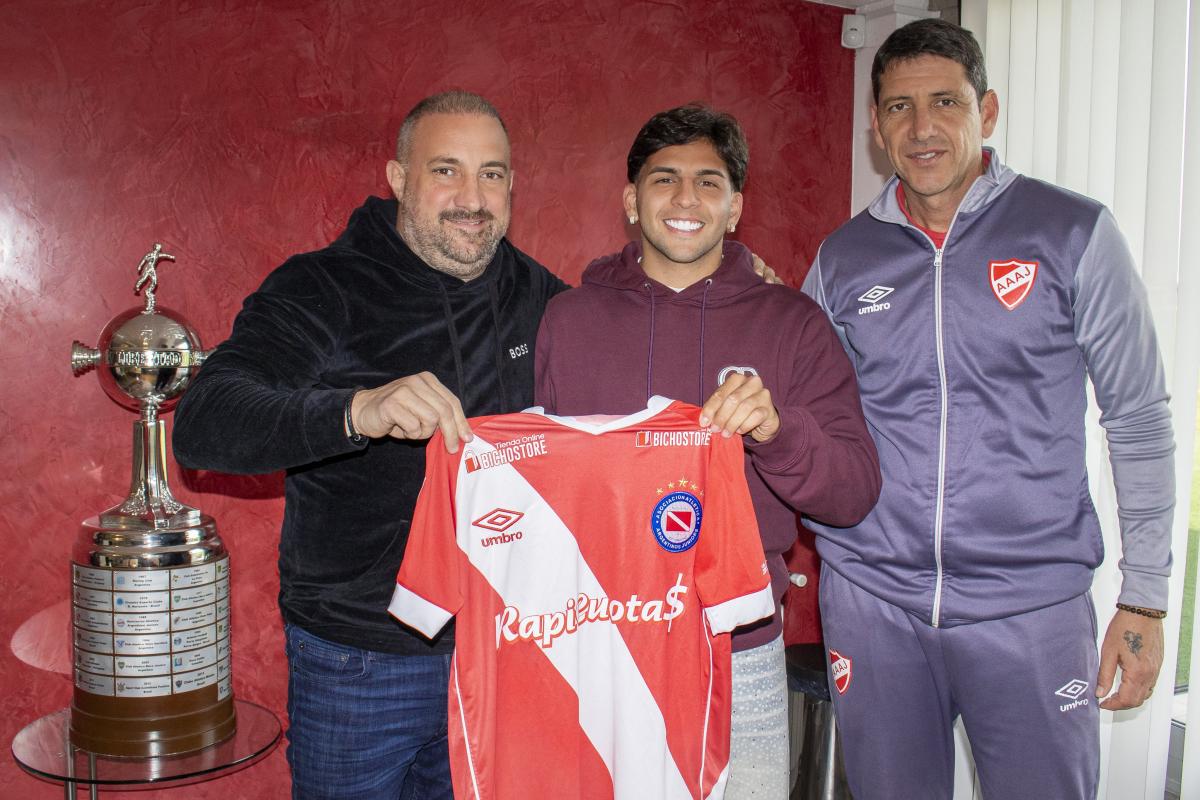 VIDEO | Hernán López Muñoz, como Maradona, llegó a Argentinos: "Estoy en casa"