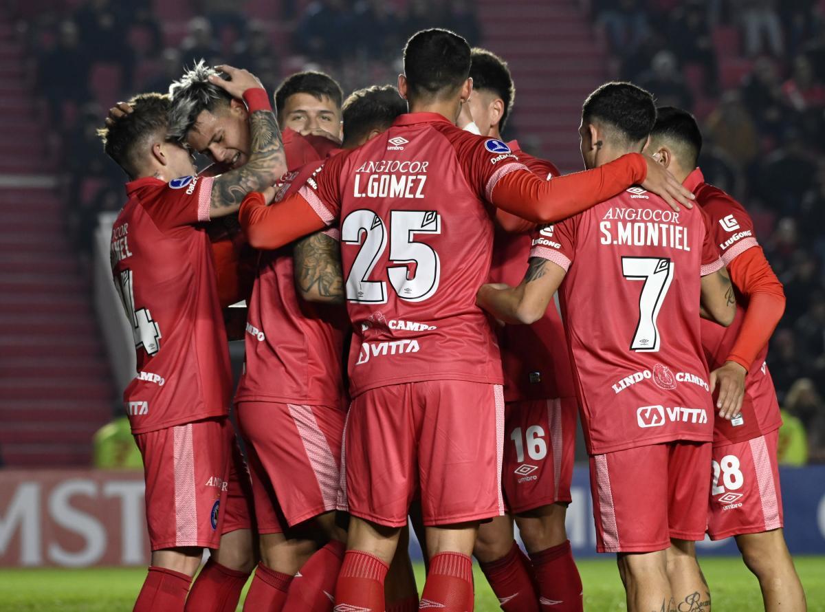 VIDEO | Argentinos Juniors se despidió de la Sudamericana con una sonrisa