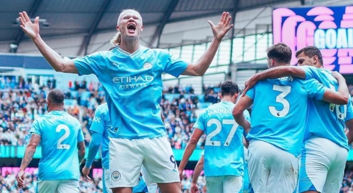 Duelo de campeones del mundo: el Manchester City de Julián Álvarez venció al Nottingham de Montiel