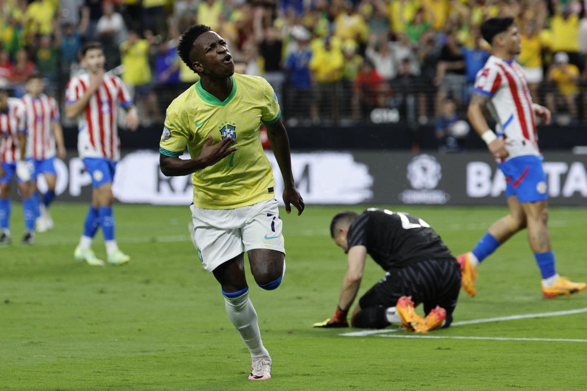 VIDEO | De la mano de Vinicius, Brasil se despertó, goleó y eliminó a Paraguay