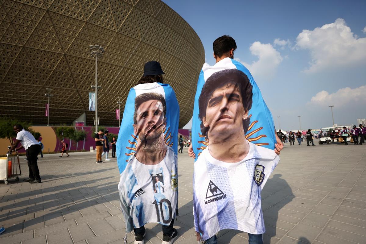 Los hinchas argentinos le pusieron color a la previa