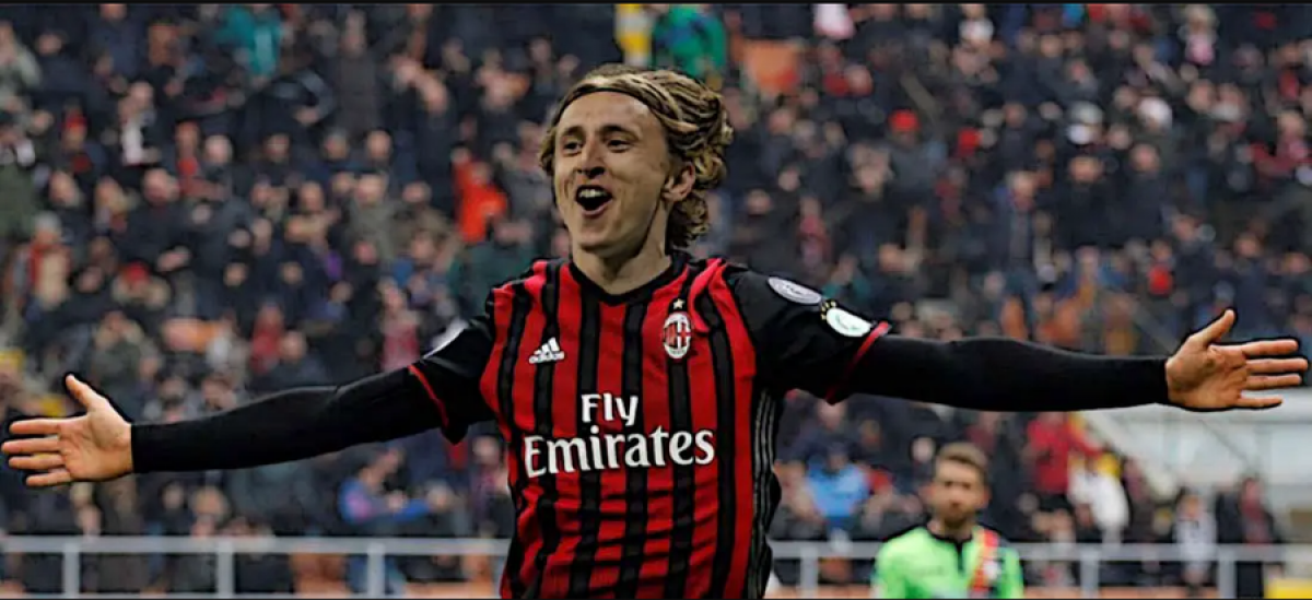 Modric, a detalles de fichar por el Milan a los 38 años