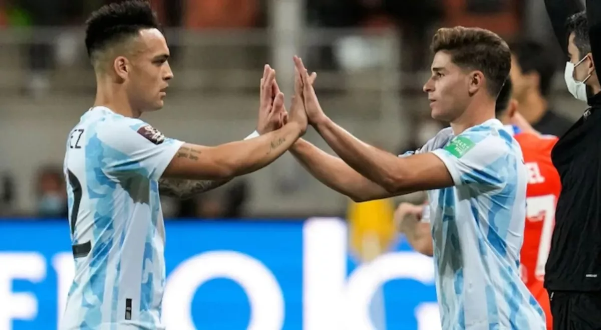 Lautaro y Julián de arranque y juntos, una dupla ganadora para la Selección