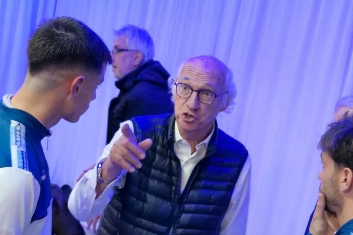 "Paso a Nivel Carlos Bianchi": la propuesta de Vélez para homenajear al Virrey