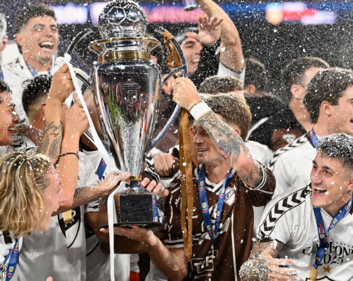 VIDEO | ¡Platense campeón del fútbol argentino por primera vez!