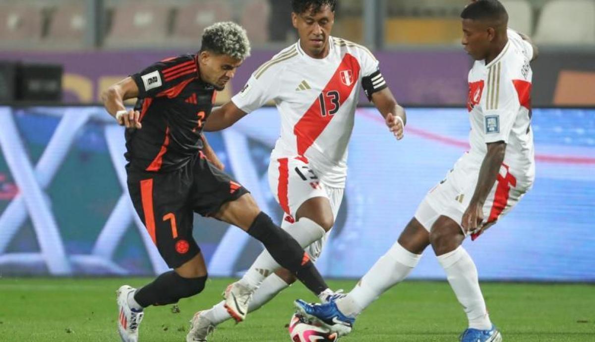 VIDEO | Lucho Díaz salvó la ropa de Colombia sobre el final ante Perú