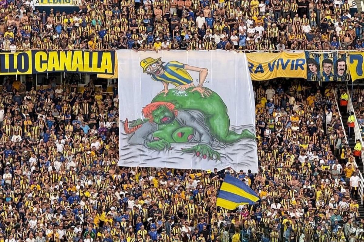 VIDEO | Rosario Central repudió las desagradables banderas contra el "Ogro" Fabbiani