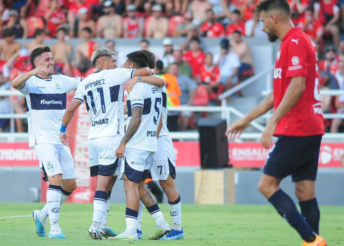 VIDEO | El "Lobo" frenó al "Rojo" en Avellaneda