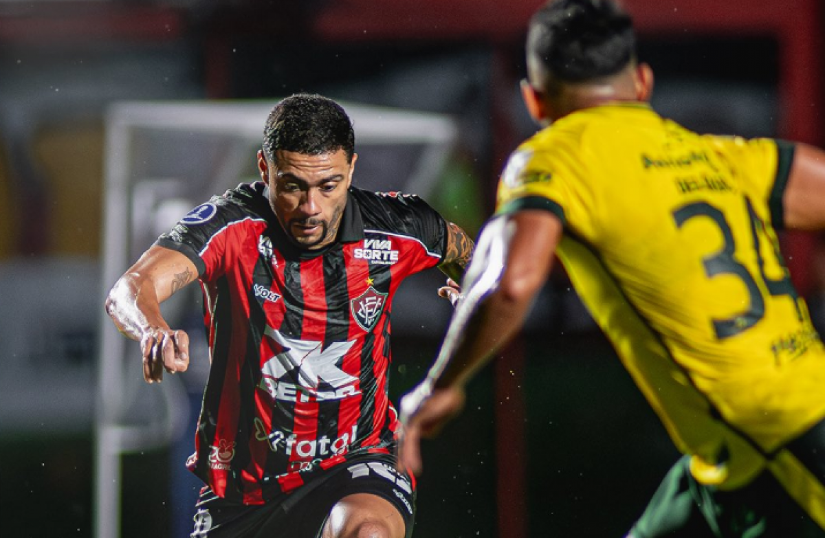 VIDEO | Defensa y Justicia empató ante Vitoria y quedó muy complicado