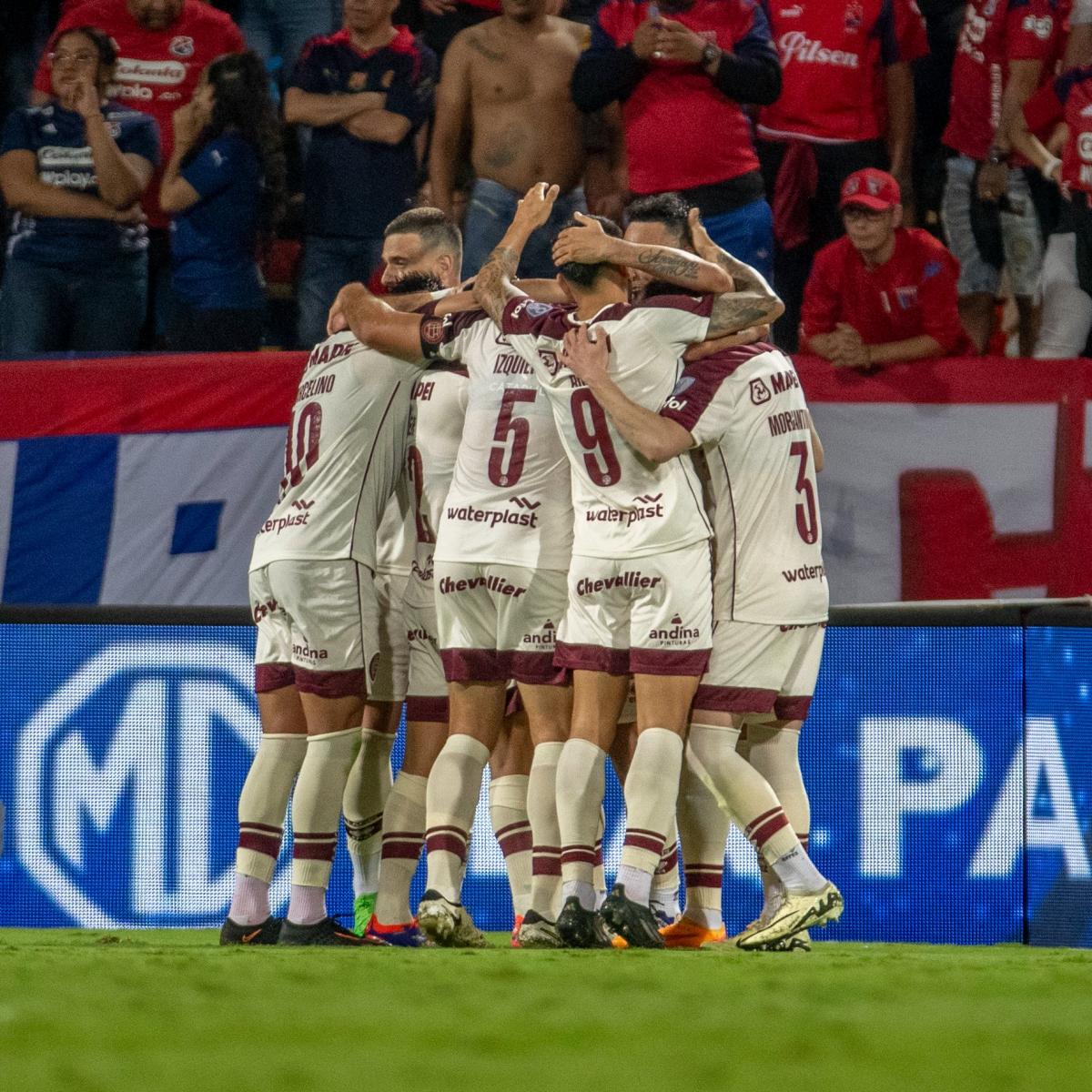 VIDEO | Lanús se hizo enorme en Colombia y está en las semis