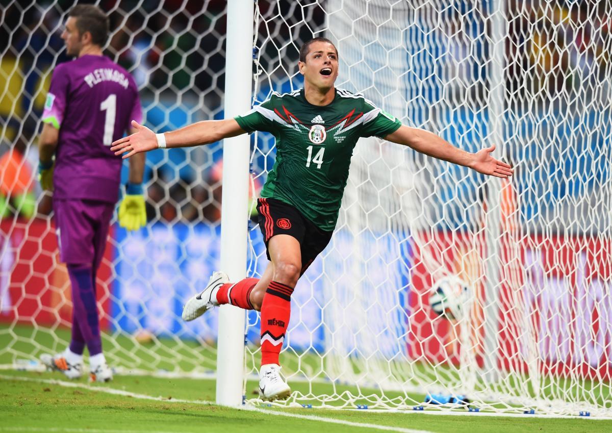 "Chicharito" hizo polémicos comentarios machistas, la presidenta de México lo retó y pidió perdón