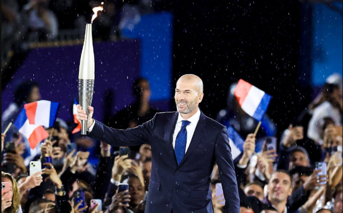 VIDEO | Zidane, leyenda del fútbol que encabezó la Ceremonia Inaugural de París 2024