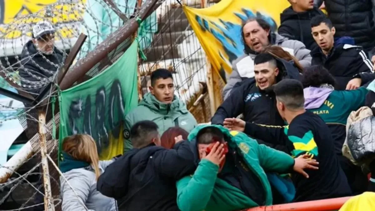 VIDEO | Dura sanción a Aldosivi por los incidentes a cuchillazos en la popular