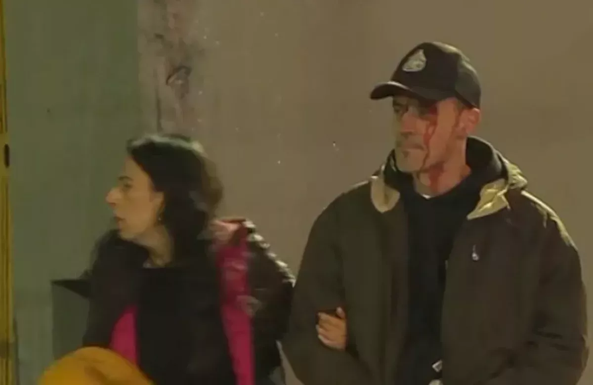 VIDEOS | Terribles imágenes con hinchas heridos en la "guerra" de Independiente - U. de Chile