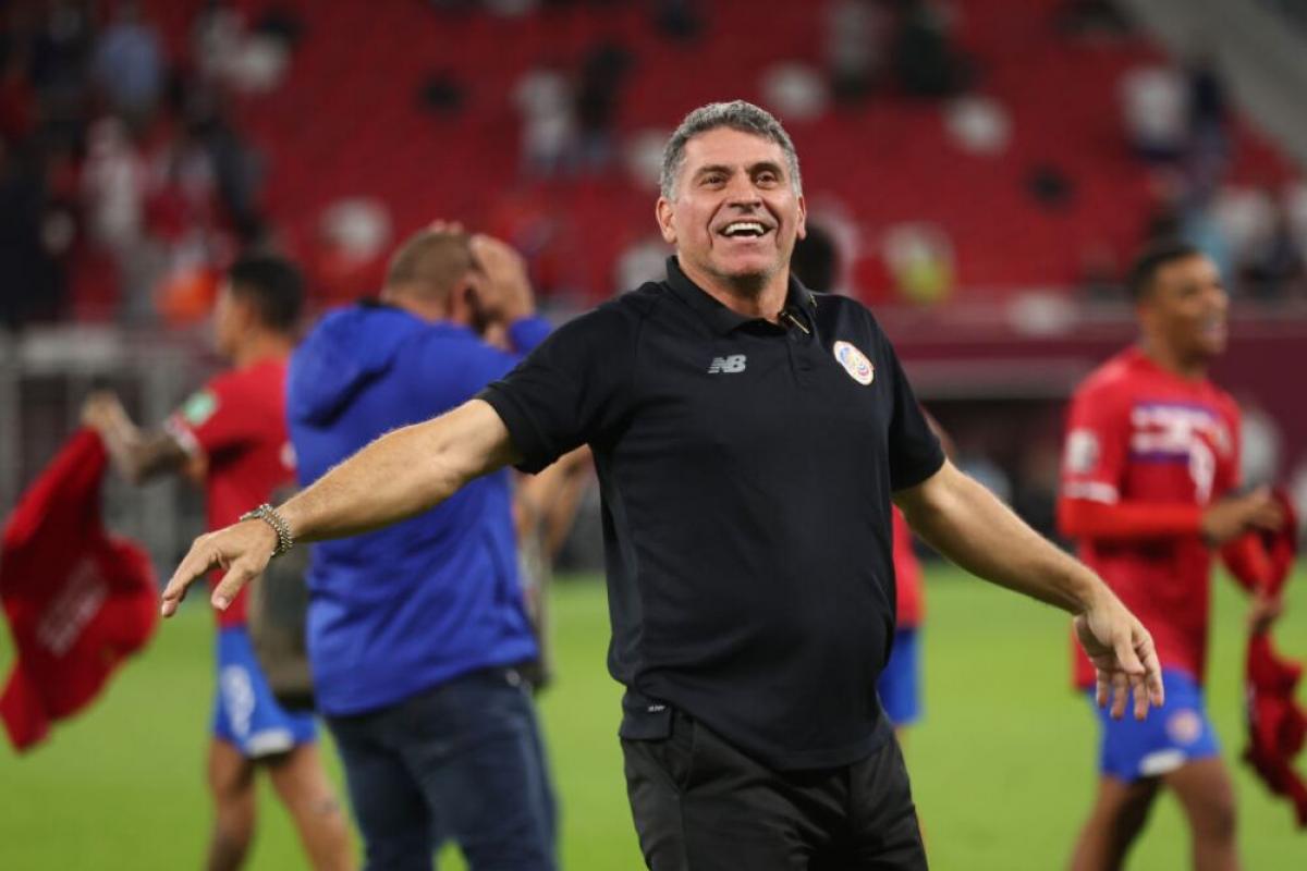 DT de Costa Rica: "Todavía soñamos con pasar a octavos"
