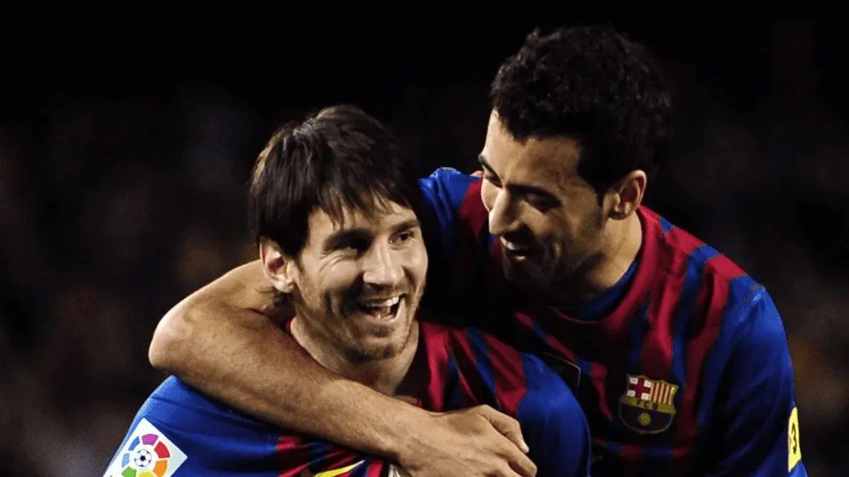 Messi le envió un saludo a Sergio Busquets en su despedida del Barcelona