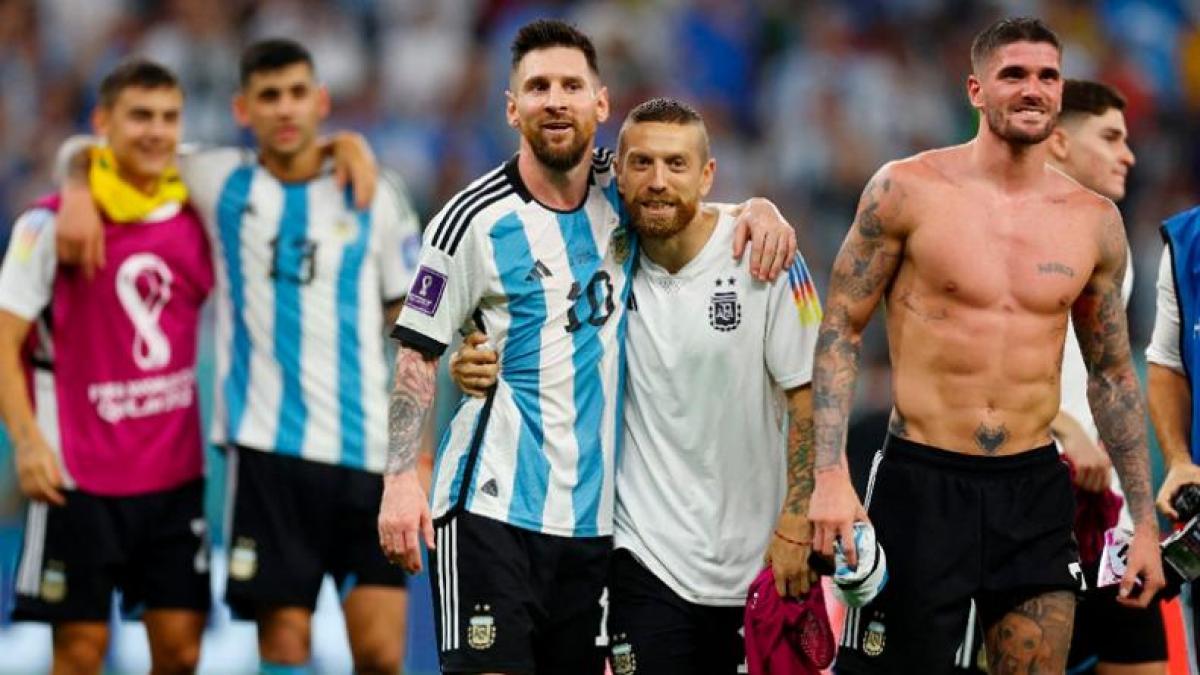 La larga lista de hipótesis que dejaron afuera a "Papu" Gómez de la Selección