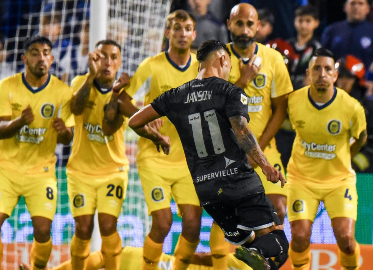 Vélez y Rosario Central diseñaron un flojo empate en Liniers