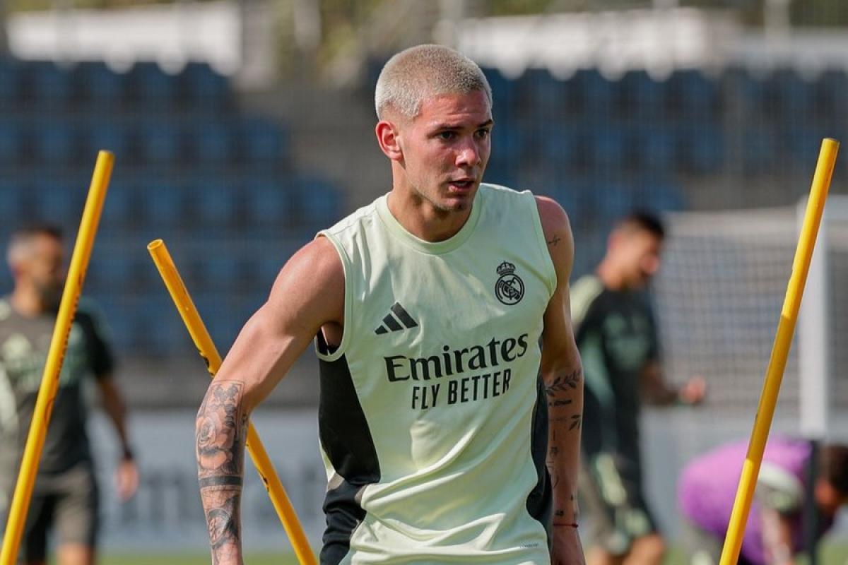 VIDEO | Explosivo arranque de Mastantuono en Real Madrid: los golazos que metió en la práctica